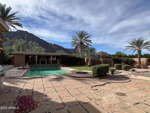 5602 E Nauni Valley Dr, Paradise Valley, AZ 85253