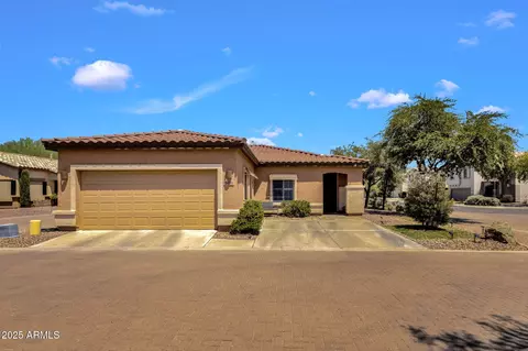 6456 S Nash Way, Chandler, AZ 85249