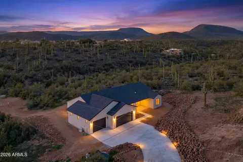 42855 N 22nd St, New River, AZ 85087