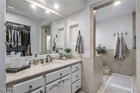 Bath - 5409 N 25th St, Phoenix, AZ 85016 photo 1 of 7
