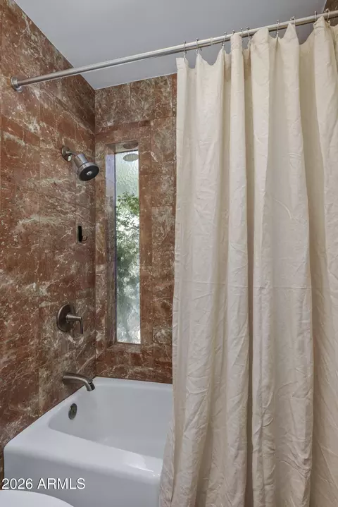 Bath - 5409 N 25th St, Phoenix, AZ 85016 photo 5 of 7
