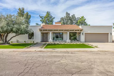 9008 N 83rd St, Scottsdale, AZ 85258