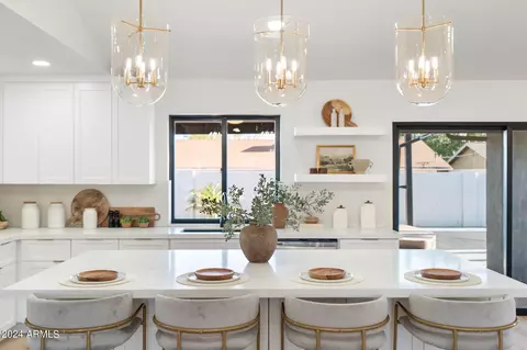 Kitchen - 1643 W Griswold Rd, Phoenix, AZ 85021 photo 3 of 11