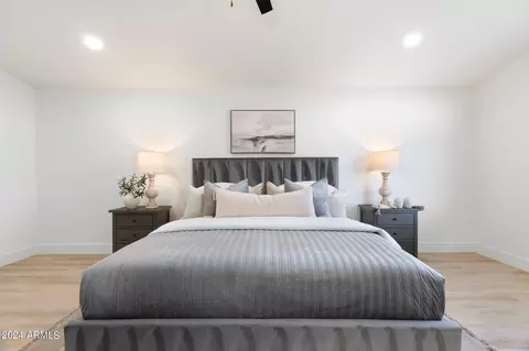 Bedroom - 1643 W Griswold Rd, Phoenix, AZ 85021 photo 4 of 4
