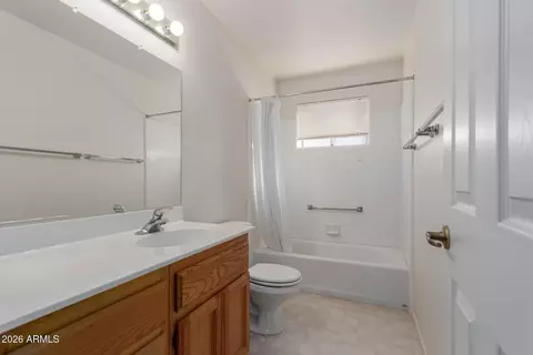 Bath - 8348 E Nopal Ave, Mesa, AZ 85209 photo 3 of 3