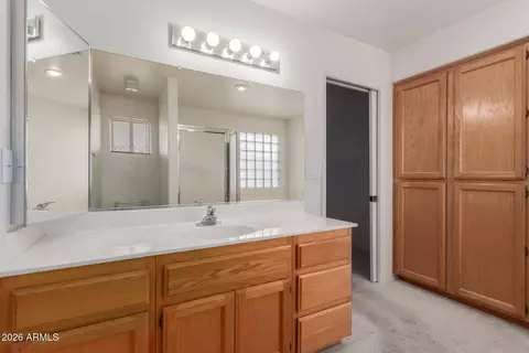 Bath - 8348 E Nopal Ave, Mesa, AZ 85209 photo 2 of 3