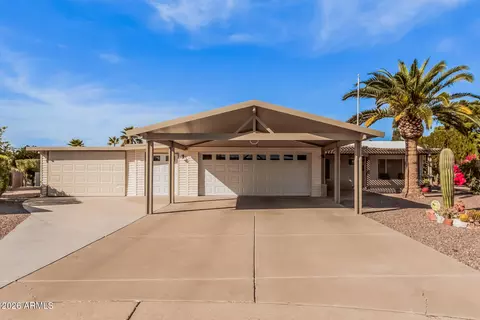 25640 S Idaho Ct, Sun Lakes, AZ 85248