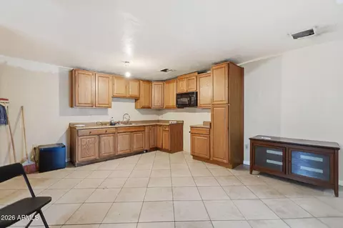 921 S 29th Ave, Phoenix, AZ 85009 photo 3