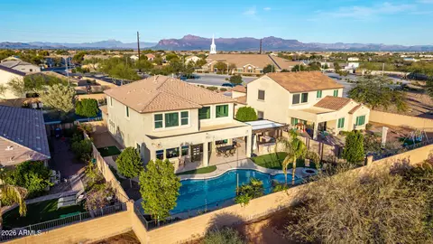 View/Area - 11049 E Thatcher Ave, Mesa, AZ 85212 photo 3 of 9