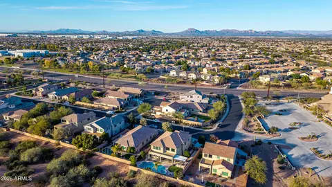 View/Area - 11049 E Thatcher Ave, Mesa, AZ 85212 photo 6 of 9