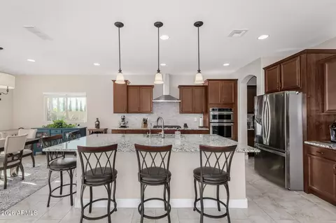 Kitchen - 11049 E Thatcher Ave, Mesa, AZ 85212 photo 2 of 5