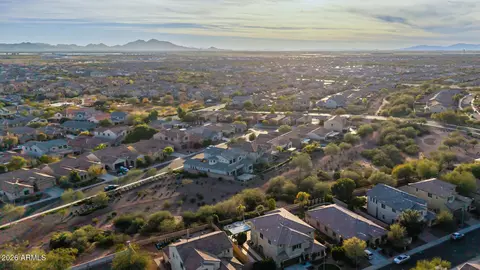 View/Area - 11049 E Thatcher Ave, Mesa, AZ 85212 photo 7 of 9
