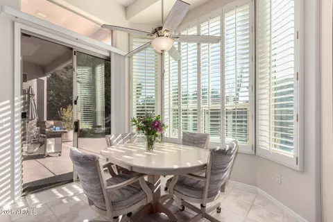 Dining - 4419 E Robin Ln, Phoenix, AZ 85050 photo 2 of 2