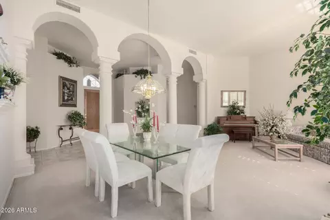 Dining - 4419 E Robin Ln, Phoenix, AZ 85050 photo 1 of 2