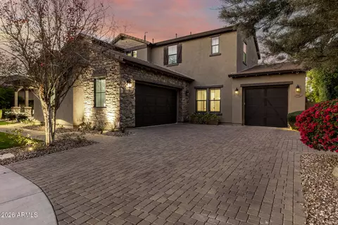 Exterior - 2950 E Los Altos Ct, Gilbert, AZ 85297 photo 3 of 17