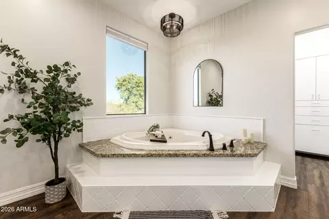 Bath - 2950 E Los Altos Ct, Gilbert, AZ 85297 photo 2 of 9