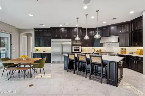Kitchen - 2909 E Harwell Rd, Phoenix, AZ 85042 photo 1 of 5