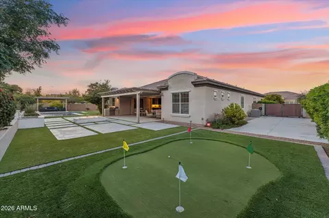 Exterior - 2909 E Harwell Rd, Phoenix, AZ 85042 photo 10 of 15