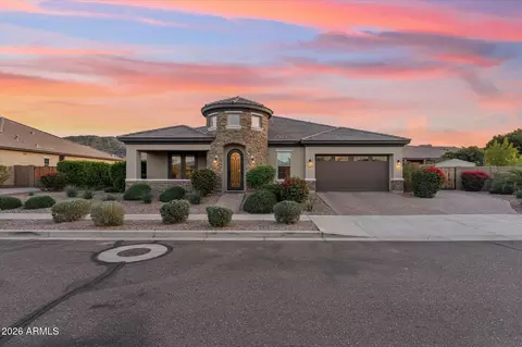 Exterior - 2909 E Harwell Rd, Phoenix, AZ 85042 photo 3 of 15