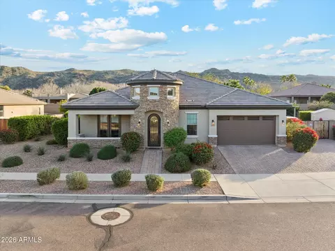 Exterior - 2909 E Harwell Rd, Phoenix, AZ 85042 photo 2 of 15