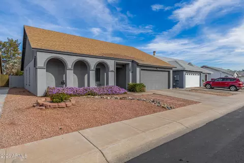 10206 W Pasadena Ave, Glendale, AZ 85307