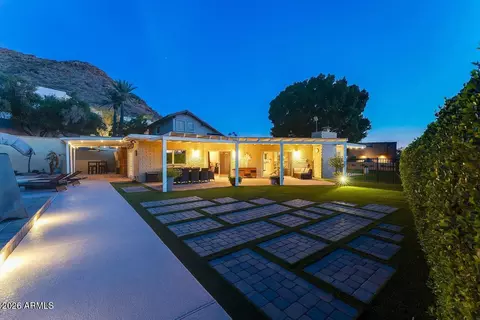 Exterior - 2260 E Palmaire Ave, Phoenix, AZ 85020 photo 17 of 18
