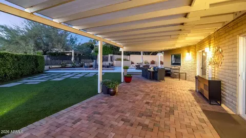 Exterior - 2260 E Palmaire Ave, Phoenix, AZ 85020 photo 13 of 18