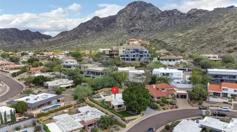 View/Area - 2260 E Palmaire Ave, Phoenix, AZ 85020 photo 1 of 3