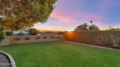 Exterior - 2260 E Palmaire Ave, Phoenix, AZ 85020 photo 10 of 18