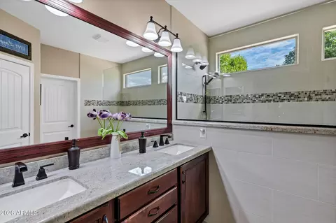Bath - 11121 E Quintana Ave, Mesa, AZ 85212 photo 2 of 4
