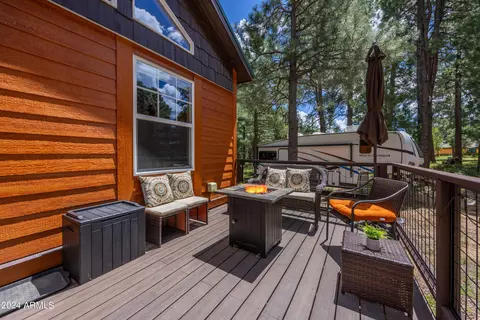 Exterior - 1225 Highway Loop, Forest Lakes, AZ 85931 photo 4 of 8