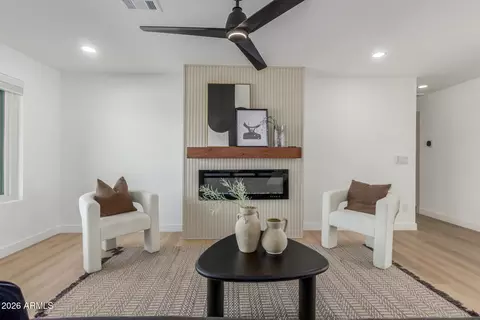 3934 E Sahuaro Dr, Phoenix, AZ 85028 photo 4