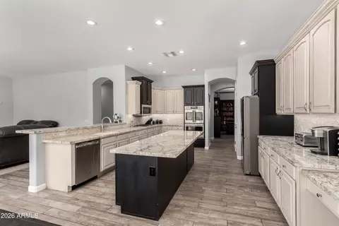 Kitchen - 3931 E Fox Cir, Mesa, AZ 85205 photo 2 of 4