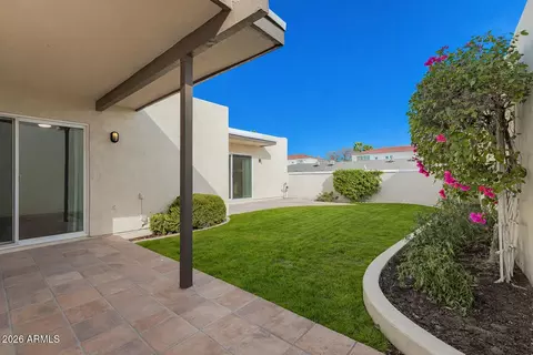 Exterior - 5341 N 2nd Dr, Phoenix, AZ 85013 photo 1 of 6
