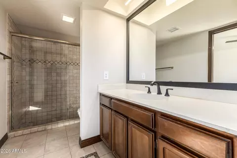 Bath - 5341 N 2nd Dr, Phoenix, AZ 85013 photo 1 of 2