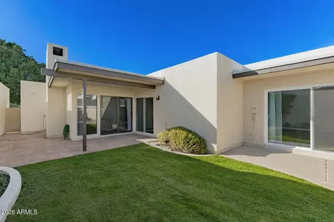 Exterior - 5341 N 2nd Dr, Phoenix, AZ 85013 photo 5 of 6
