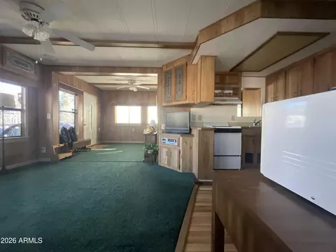 2261 Hanging Tree Ln, Overgaard, AZ 85933 photo 7