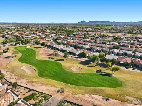 View/Area - 4548 E Nightingale Ln, Gilbert, AZ 85298 photo 9 of 15