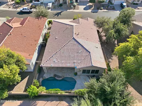 View/Area - 4548 E Nightingale Ln, Gilbert, AZ 85298 photo 10 of 15