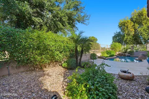 Exterior - 4548 E Nightingale Ln, Gilbert, AZ 85298 photo 8 of 12