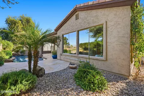 Exterior - 4548 E Nightingale Ln, Gilbert, AZ 85298 photo 9 of 12