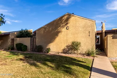 915 S Hacienda Dr, Tempe, AZ 85281