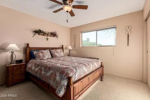 Bedroom - 5525 E Thomas Rd #O8, Phoenix, AZ 85018 photo 1 of 5