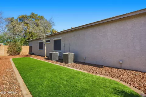Exterior - 2935 E Lynx Way, Gilbert, AZ 85298 photo 6 of 9