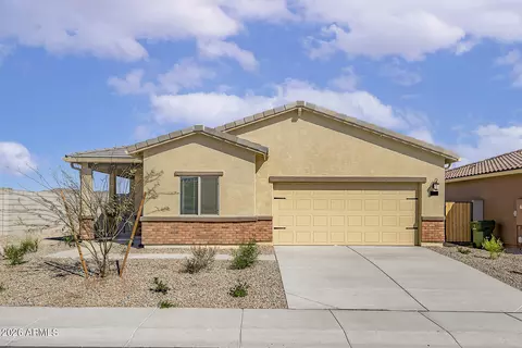 610 W Red Hawk Ct, Casa Grande, AZ 85122