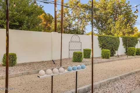 Exterior - 3924 E Roma Ave, Phoenix, AZ 85018 photo 13 of 14