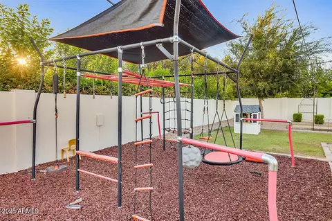 Exterior - 3924 E Roma Ave, Phoenix, AZ 85018 photo 14 of 14