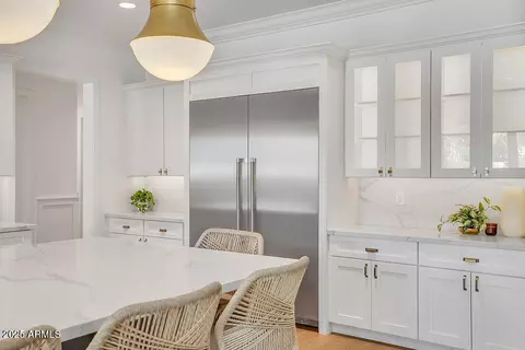 Kitchen - 3924 E Roma Ave, Phoenix, AZ 85018 photo 4 of 4