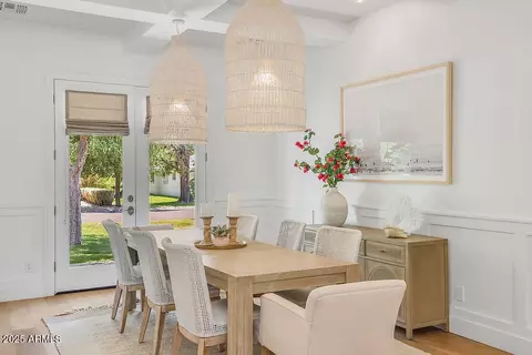 Dining - 3924 E Roma Ave, Phoenix, AZ 85018 photo 1 of 2