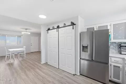 835 E Garnet Ave, Mesa, AZ 85204 photo 8